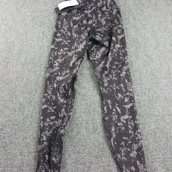 Nike Women's Nike Dri-Fit 7/8 Black/Grey Patterned Leggings - Picture 5 of 5